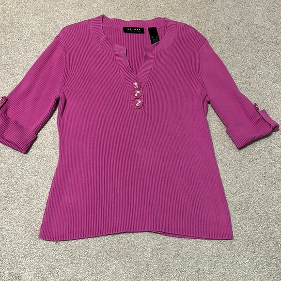 Women's XL ( runs small ) worn once - like new, 3/4" sleeves. Nice knit. - Picture 1 of 2